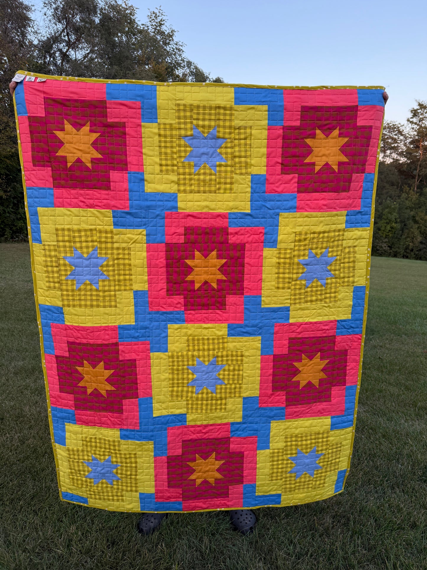 Meadow Star Quilt - 48” x 65”