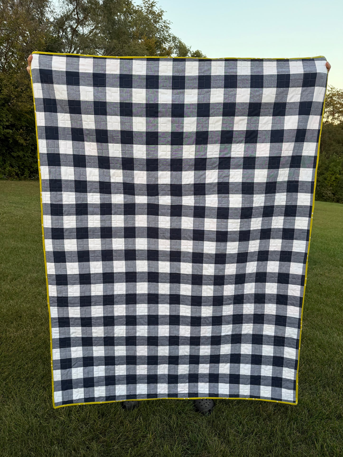 Meadow Star Quilt - 48” x 65”